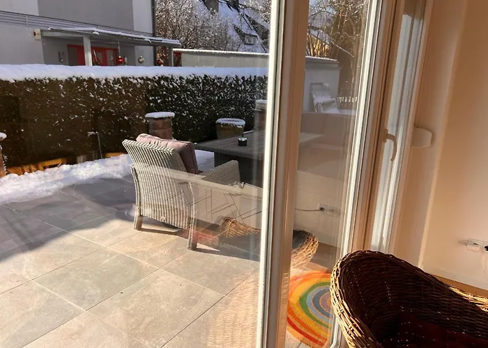 Ferienwohnung Imzaro: Erdgeschoss, 2 Schlafzimmer Plus Schlafsofa, Eigener Eingang, Grosse Terrasse Mit Garten!