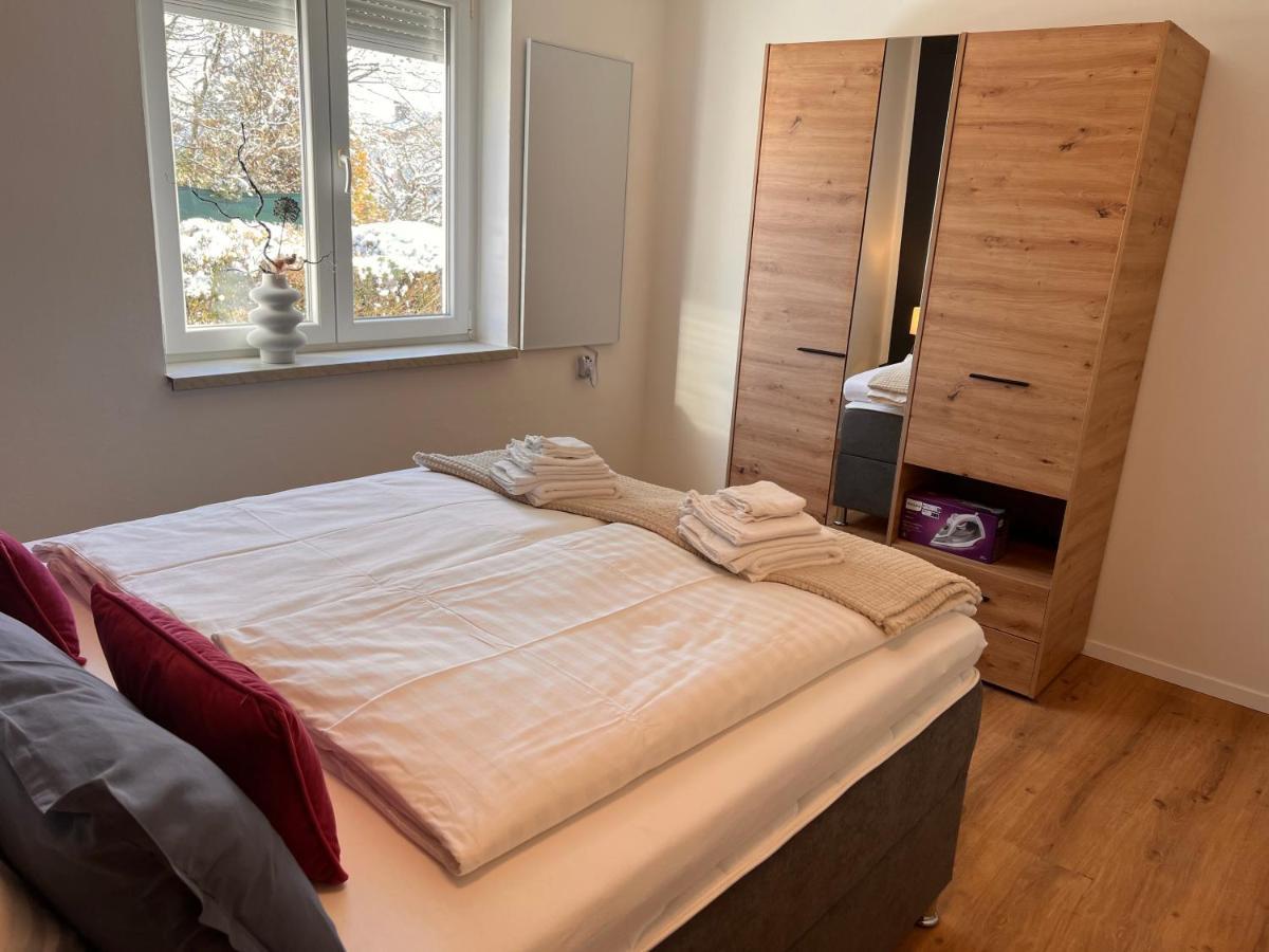Imzaro: Erdgeschoss, 2 Schlafzimmer Schlafsofa, Eigener Eingang, Grosse Terrasse Mit Garten! Spittal an der Drau